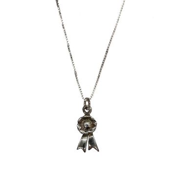 Loriece Silver Rosette Pendant Necklace